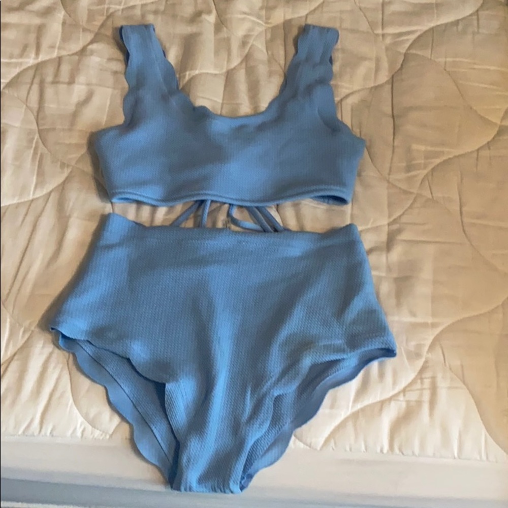 Scallop 2 piece bathing suit